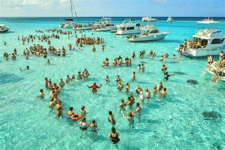 Aurora, 24 — Escort in Hutland, Cayman Islands