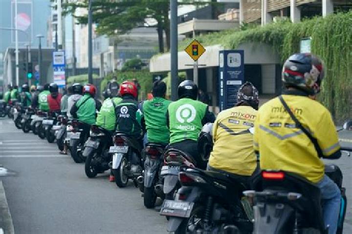 Aurora, 24 — Escort in Pengkolan, Indonesia