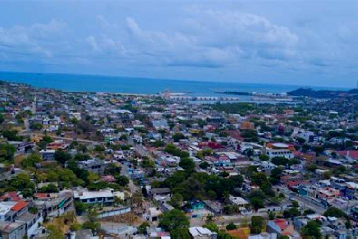 Aurora, 24 — Escort in Salina Cruz, Mexico