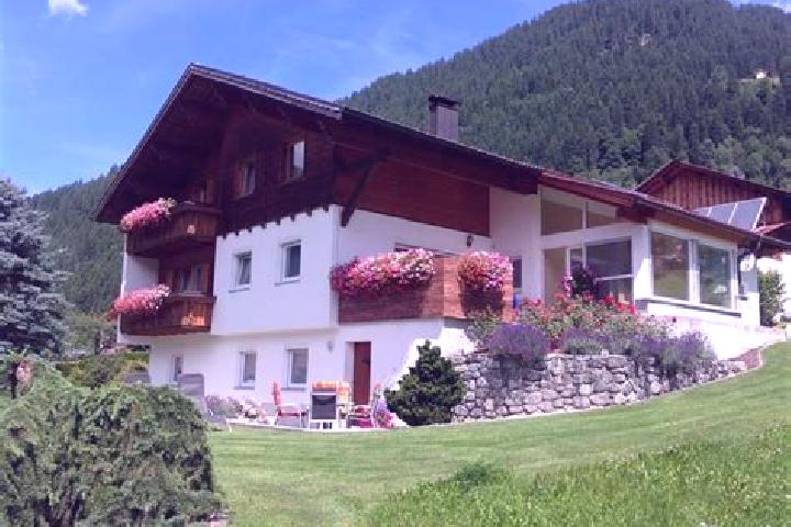 Aurora, 24 — Escort in Sankt Gallenkirch, Austria