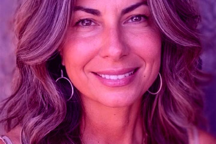 Aurora, 25, a brunette grey-eyed middle eastern companion based in Lebreton Flats. Offering GFE, Domination, Tantra, Travel Companion. Available for incall a...