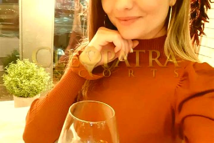 Aurora, 25, a red brown-eyed european companion based in Punta Gorda. Offering Erotic Massage, Dinner Date, GFE, Party Girl, 69. Available for incall and out...
