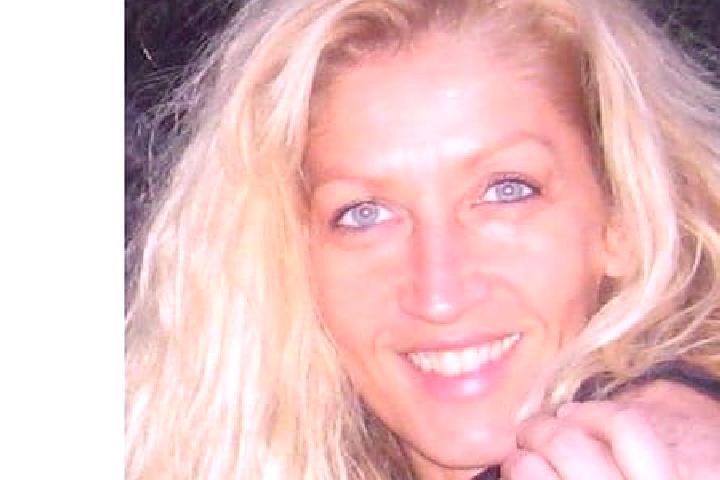 Aurora, 25 — Escort in Ascheres-le-Marche, France