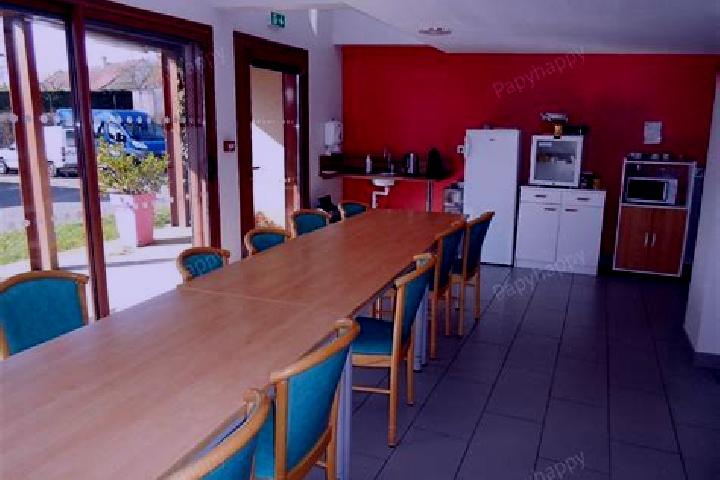 Aurora, 25 — Escort in Coulans-sur-Gee, France