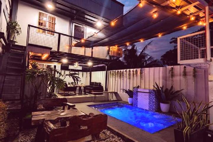 Aurora, 25 — Escort in Dampol, Philippines