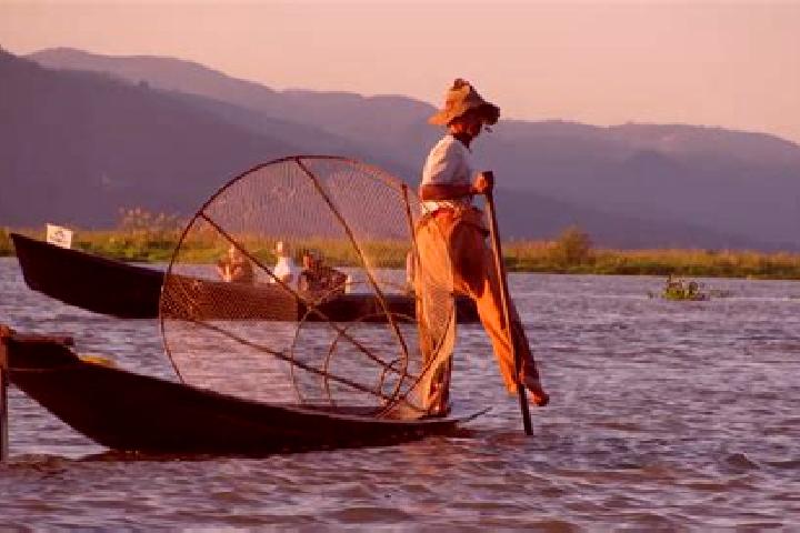 Aurora, 25 — Escort in Kawthoung, Myanmar