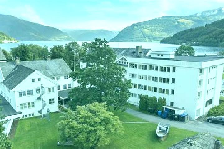 Aurora, 25 — Escort in Kinsarvik, Norway