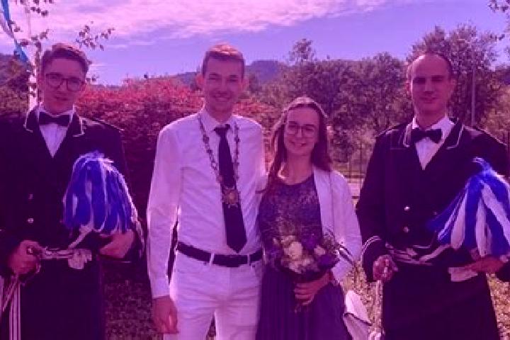 Aurora, 25 — Escort in Niederbreitbach, Germany
