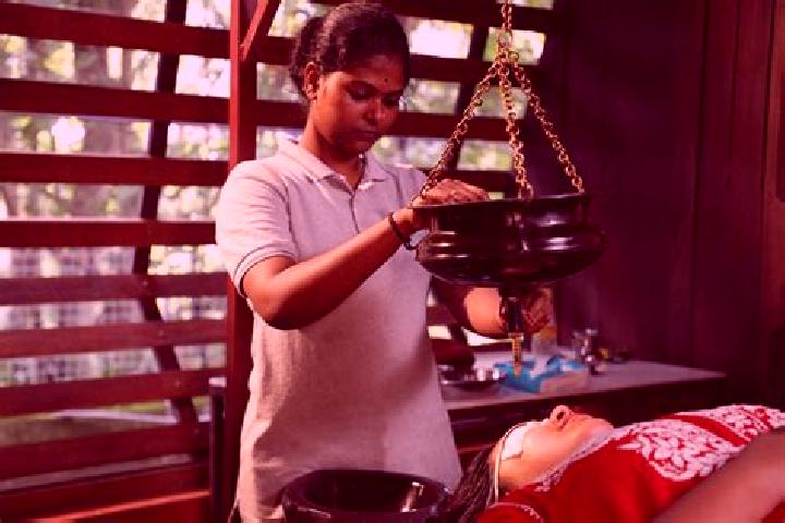 Aurora, 25 — Escort in Perumbavoor, India