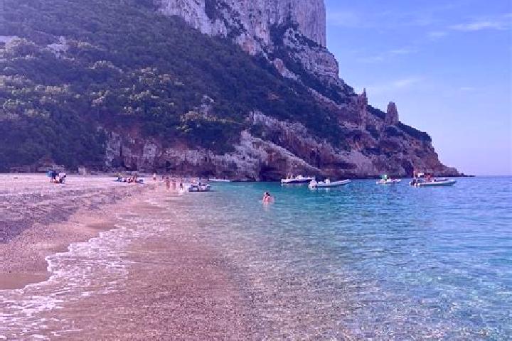 Aurora, 25 — Escort in Sardinia, United States