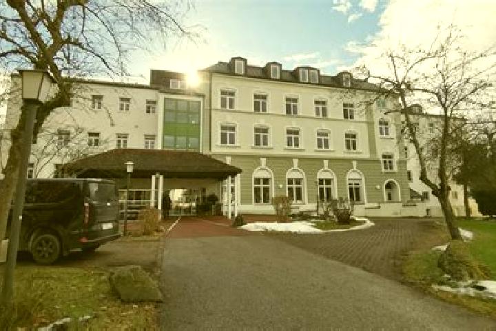 Aurora, 25 — Escort in Schonstett, Germany