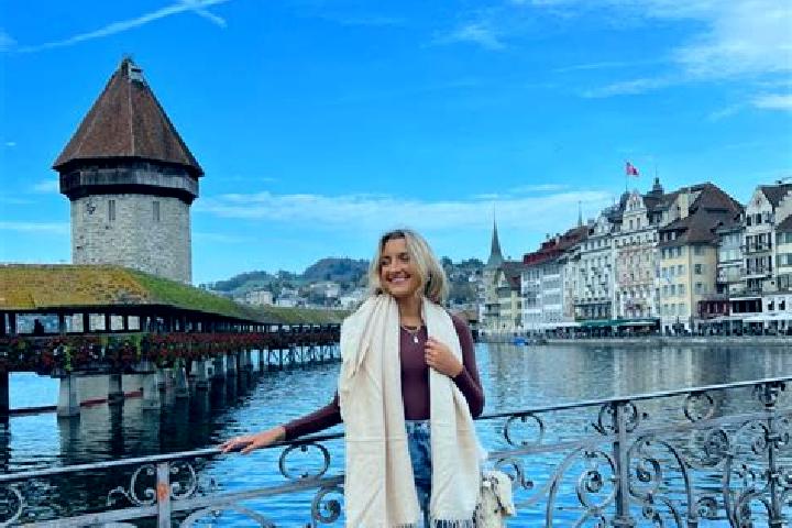 Aurora, 25 — Escort in Stabio, Switzerland
