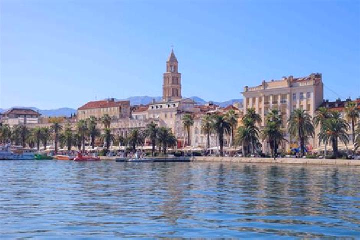 Aurora, 25 — Escort in Stobrec, Croatia