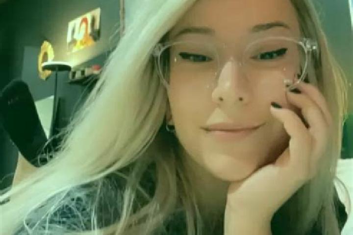 Aurora, 26, a blonde dark-eyed ebony companion based in Iongo. Offering Roleplay, Tantra, Deep French Kissing, Travel Companion, Erotic Massage. Available fo...