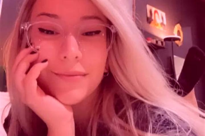 Aurora, 26, a blonde dark-eyed indian companion based in San Juan Totolapan. Offering Massage, Couples, Overnight, 69. Available for incall and outcall, over...