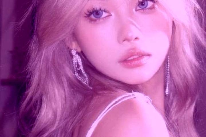 Aurora, 26, a dark blonde blue-eyed asian companion based in Sarasa. Offering Overnight, A-Level, Duos, BDSM. Available for incall and outcall, overnight boo...