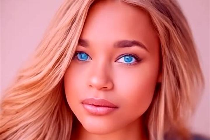 Aurora, 26, a dark blonde blue-eyed latina companion based in Ahuexotitlan. Offering Couples, Striptease, Roleplay, BDSM. Available for incall and outcall, d...