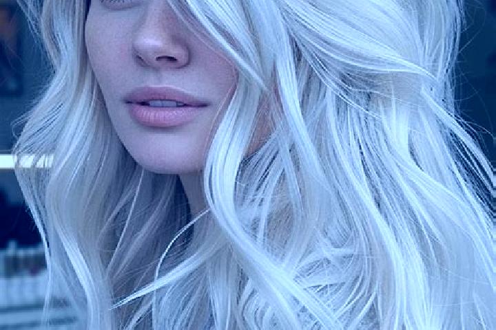 Aurora, 26, a platinum blonde amber-eyed latina companion based in Lenexa. Offering OWO, Duos, Party Girl. Available for incall and outcall, day and evening ...