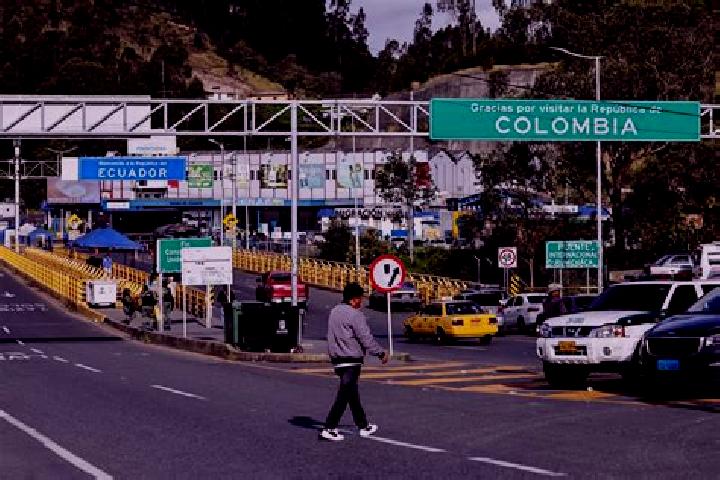 Aurora, 26 — Escort in Canuto, Ecuador