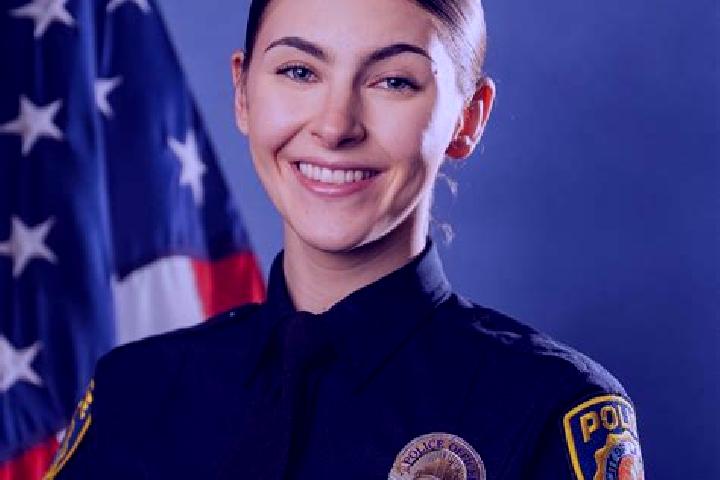 Aurora, 26 — Escort in Colma, United States
