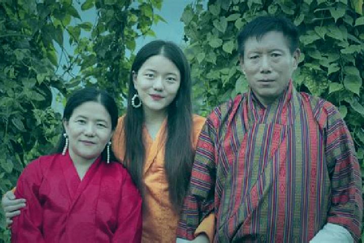 Aurora, 26 — Escort in Daifam, Bhutan