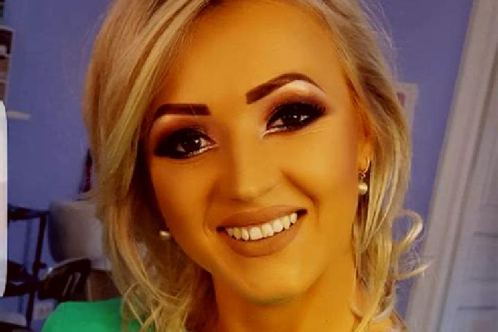 Aurora, 26 — Escort in Halmagel, Romania
