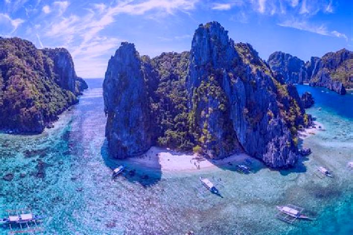 Aurora, 26 — Escort in Kalaisan, Philippines