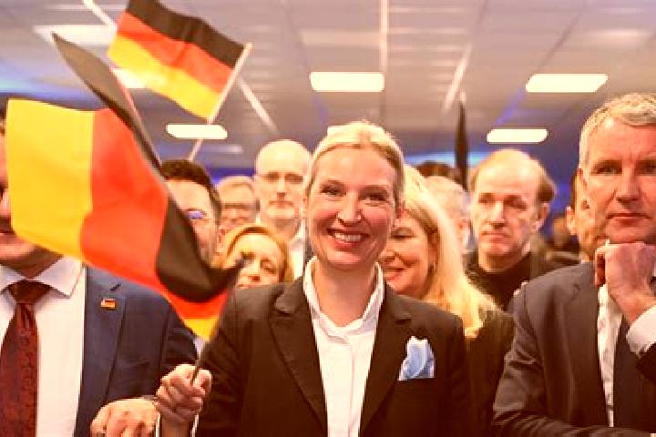 Aurora, 26 — Escort in Kasel, Germany
