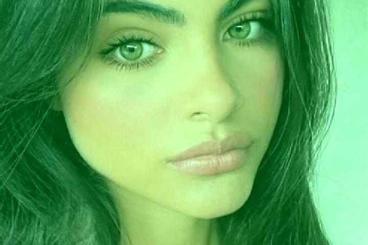 Aurora, 27, a chestnut green-eyed european companion based in East Hespeler. Offering Overnight, Tantra, Couples, OWO. Available for incall and outcall, over...