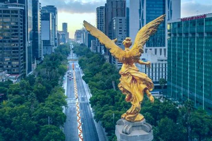 Aurora, 27 — Escort in Calamanda, Mexico