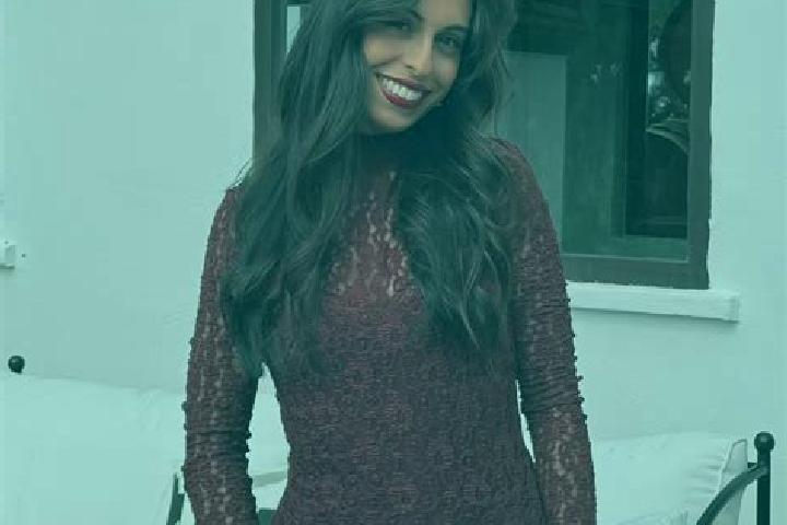 Aurora, 27 — Escort in Dalsingh Sarai, India