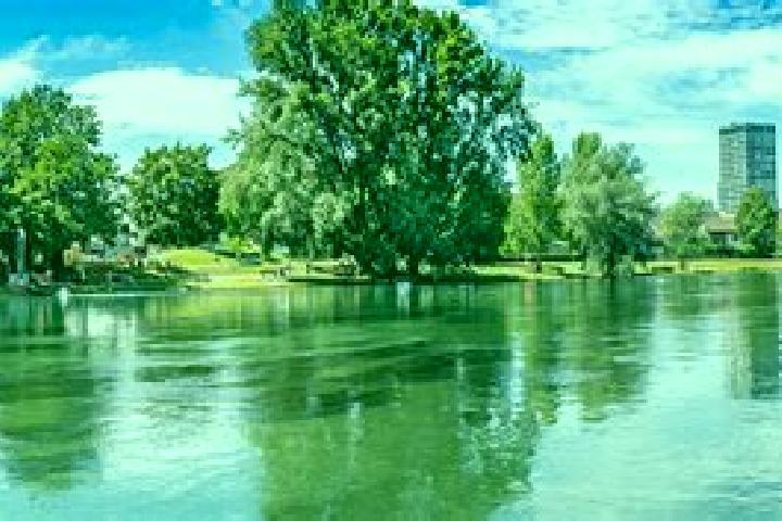Aurora, 27 — Escort in Dietikon / Guggenbuehl, Switzerland