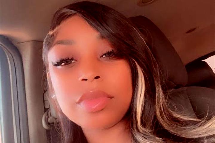 Aurora, 27 — Escort in Jonestown, United States