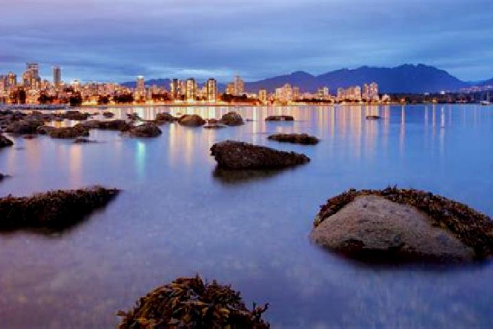 Aurora, 27 — Escort in Kitsilano, Canada