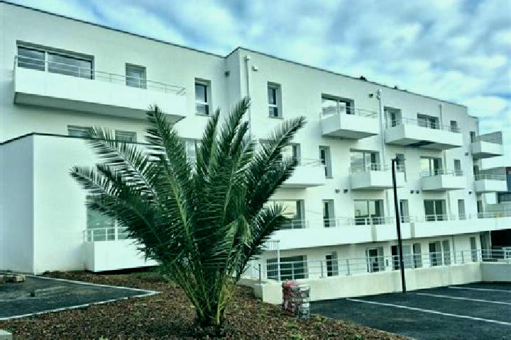 Aurora, 27 — Escort in Le Relecq-Kerhuon, France