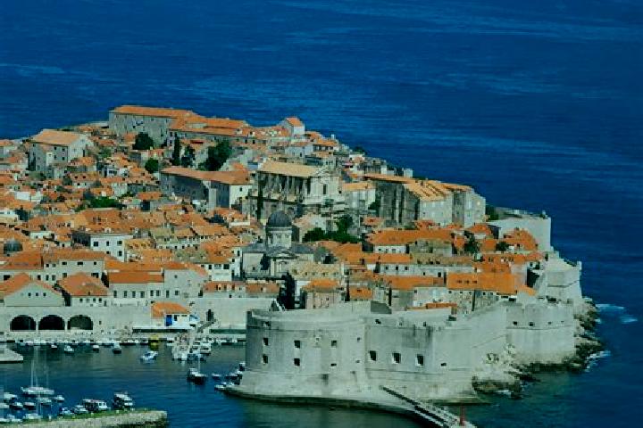 Aurora, 27 — Escort in Lucane, Croatia