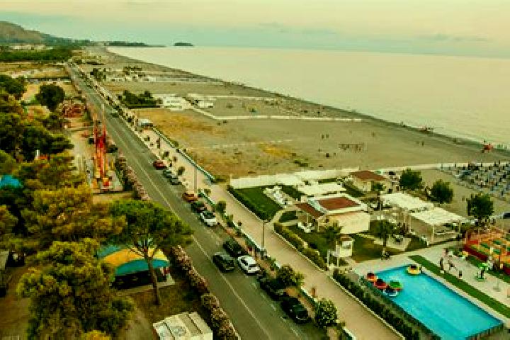 Aurora, 27 — Escort in Marina di Santa Maria del Cedro, Italy