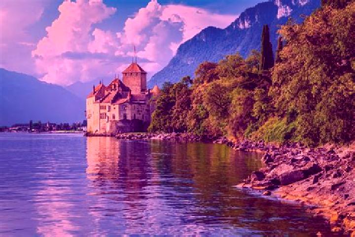 Aurora, 27 — Escort in Montreux-Chateau, France