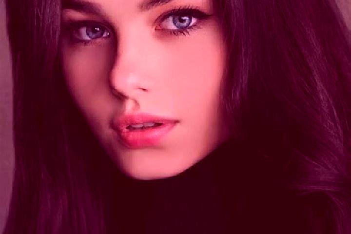 Aurora, 28, a black dark-eyed caucasian companion based in Cacaloc. Offering Roleplay, Duos, GFE. Available for incall and outcall, day and evening dates.