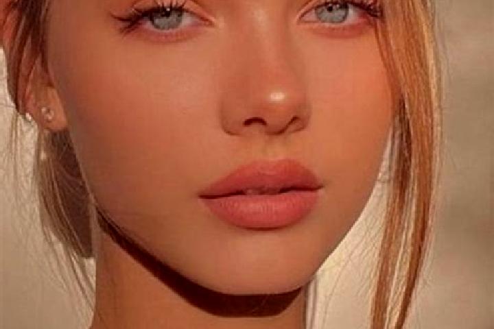 Aurora, 28, a dark blonde blue-eyed asian companion based in Amfreville-la-Mi-Voie. Offering Party Girl, Erotic Massage, Girlfriend Experience, A-Level, Trav...