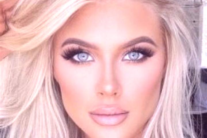 Aurora, 28, a platinum blonde hazel-eyed ebony companion based in Neo Chorio. Offering Fetish, Girlfriend Experience. Available for incall and outcall, day a...