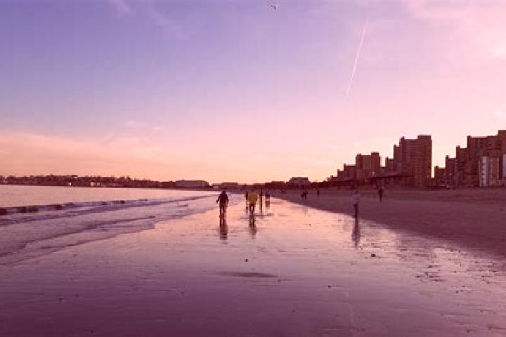 Aurora, 28 — Escort in Beach Park, United States