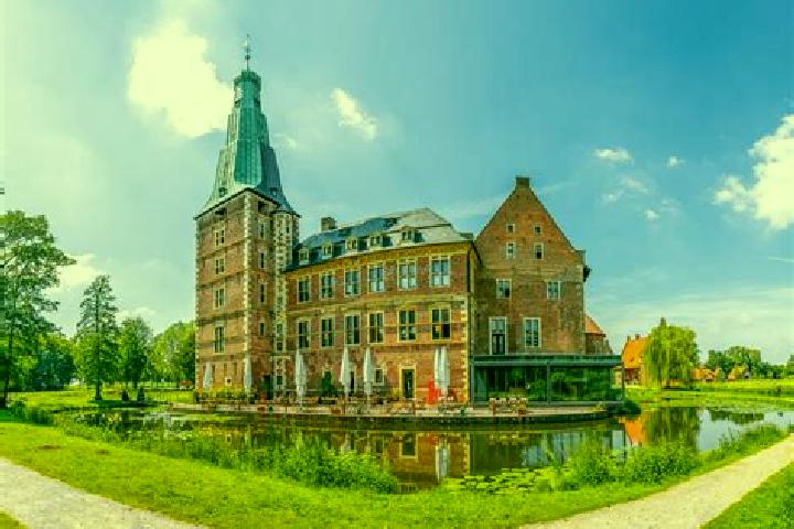 Aurora, 28 — Escort in Eitorf, Germany