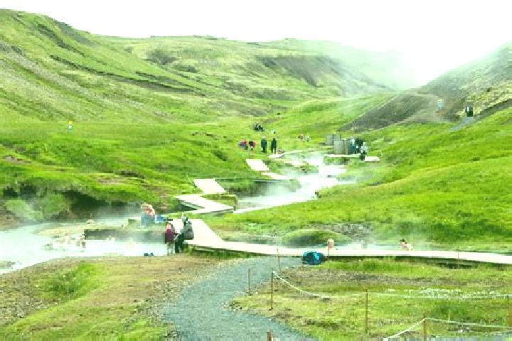 Aurora, 28 — Escort in Hveragerdi, Iceland