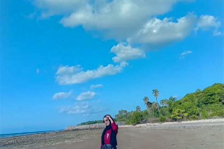 Aurora, 28 — Escort in Parengan Laok, Indonesia