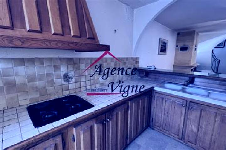 Aurora, 28 — Escort in Robiac-Rochessadoule, France
