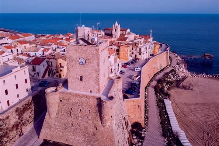 Aurora, 28 — Escort in Termoli, Italy
