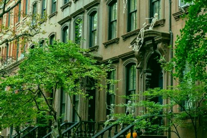 Aurora, 28 — Escort in West Village, United States