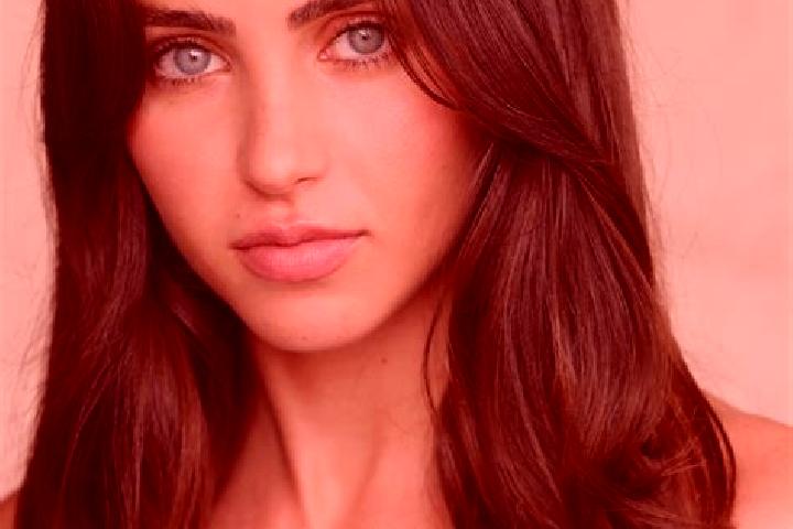 Aurora, 29, a brunette grey-eyed latina companion based in Seguele. Offering Massage, OWO, Duos, Party Girl. Available for incall and outcall, day and evenin...