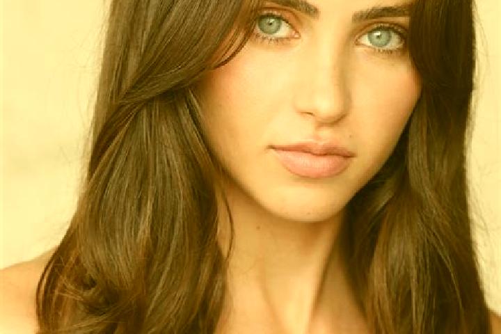Aurora, 29, a brunette hazel-eyed caribbean companion based in Hobyo. Offering Fetish, Party Girl, Striptease. Available for incall and outcall, day and even...